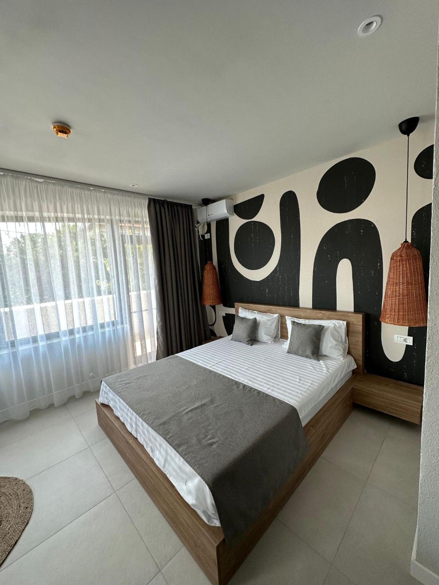 Luuma Hotel 2 Mai Luaran gambar